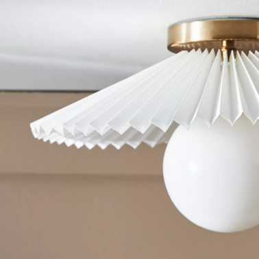 Потолочный светильник с белым абажуром Harriet от Louvre home  - 