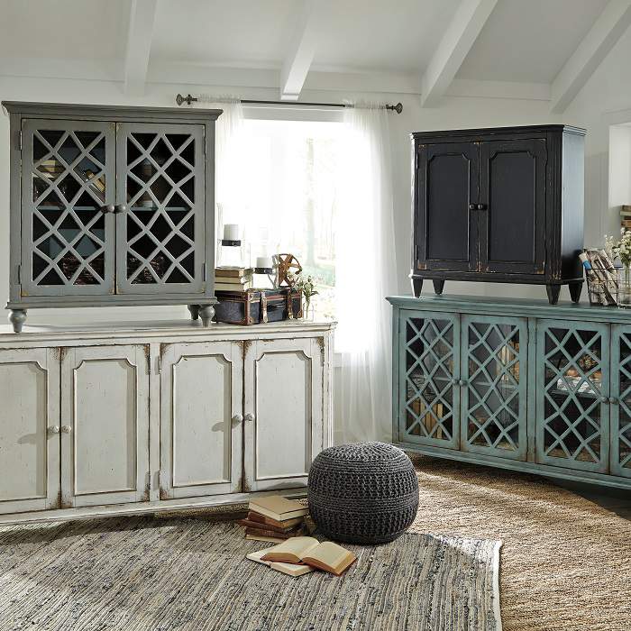 Ashley furniture deals mirimyn accent cabinet